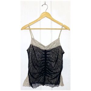 VINTAGE Bisou Bisou size L Y2K 2000’s spaghetti strap floral lace cami camisole
